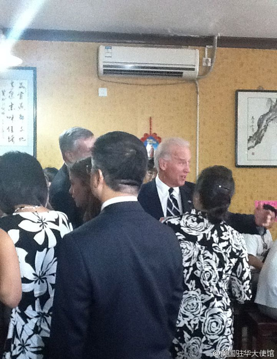 Biden's diplomacy reaches Beijing restaurant