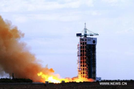 An experimental orbiter in China's Shi-Jian satellite series, SJ-11-03, boosted by a Long-March II-C rocket carrier, lifts off from the Jiuquan Satellite Launch Center in northwest China's Gansu Province, July 6, 2011.