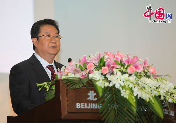 Vice Education Minister Liu Limin addresses the 16th World Congress of Applied Linguistics (AILA2011) in Beijing, Aug. 24, 2011.