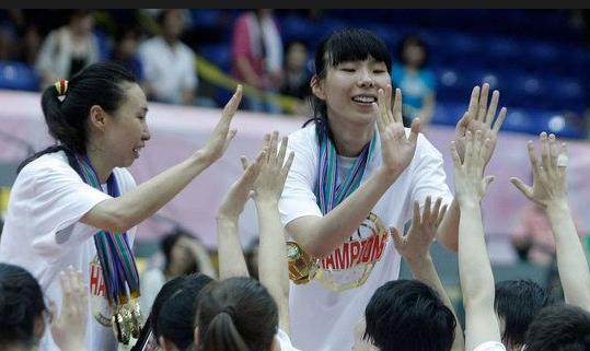 China edges S. Korea to win Asian Basketball Championship title. [CNTV] 