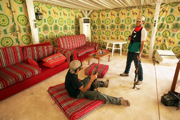 Inside Gaddafis Luxurious Mansion Cn