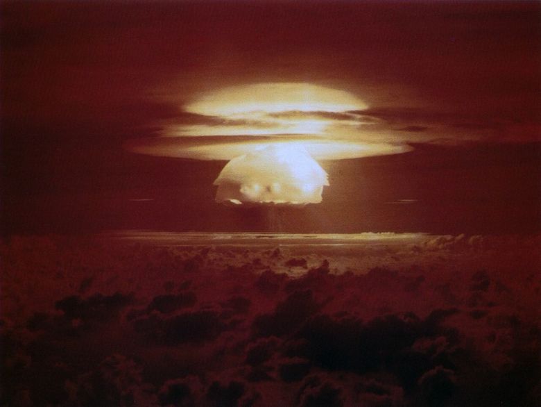 Nuclear explosion [forum.xinhuanet.com] 