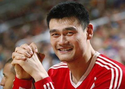 File photo: Retired Chinese NBA star Yao Ming has asked the Basketball Hall of Fame to delay considering him for induction into the sporting shrine as a contributor, saying it is inappropriate at this time.