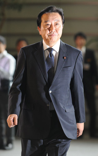 Japan's new Prime Minister Yoshihiko Noda arrives at the premier's official residence in Tokyo September 2, 2011. Incoming Noda is seeking a new finance minister for his cabinet after his first choice for the key job, Katsuya Okada, turned it down, public broadcaster NHK reported on Friday. [Xinhua]