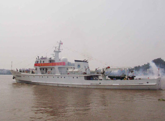China Yuzheng 306 leaves port in Guangzhou, South China's Guangdong province, for the Xisha Islands on Sept 2, 2011. [Xinhua]