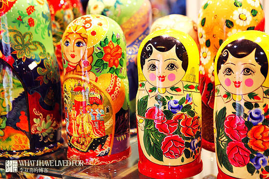 Russian products on sale at markets in Manzhouli