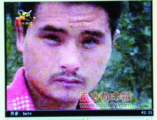 A mentally disabled worker enslaved by the illegal brick kilns in Henan province.[video clips]