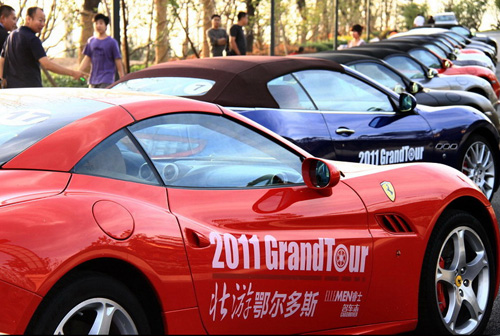 The Hachette Convertibles Fleet for Grand Tour Ordos 2011 gathered at the Xinghe Bay in Ordos.
