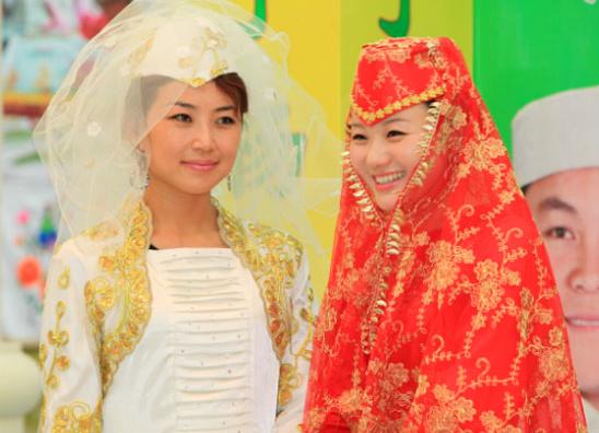 Ningxia Muslim food and supplies expo opens