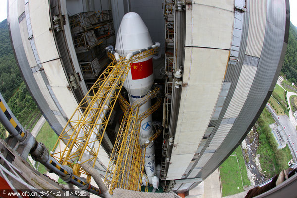 Communication satellite Zhongxing-1A carried by a Long March-3B rocket carrier prepares to blast off from the Xichang Satellite Launch Center in the Southwest China's Sichuan province, Sept 19, 2011. [Photo/CFP]