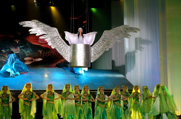 Forum gala show staged in Yinchuan