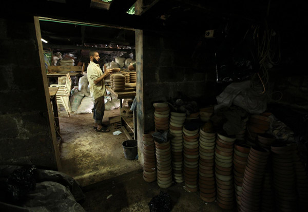 Pottery workshop in Gaza