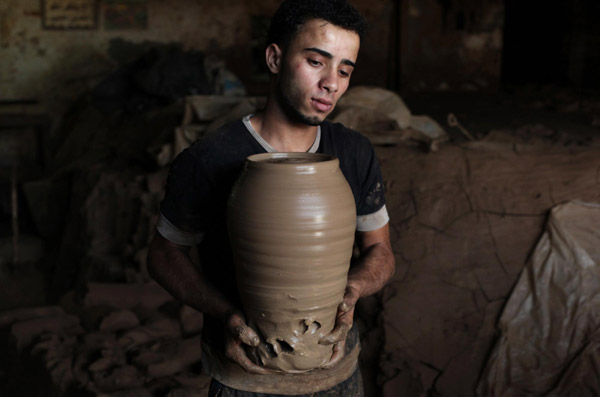 Pottery workshop in Gaza