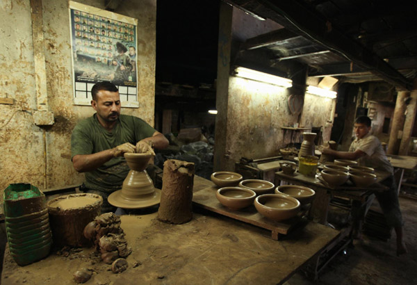 Pottery workshop in Gaza