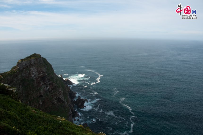 The Cape of Good Hope is a rocky headland on the Atlantic coast of the Cape Peninsula, South Africa. [Maverick Chen / China.org.cn]