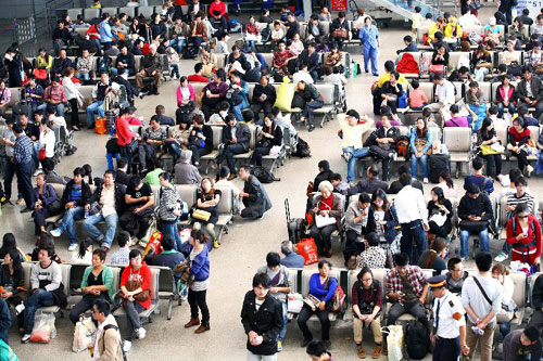 Passenger number augment obviously at railway stations