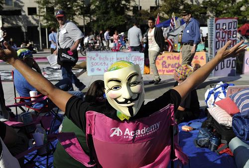 'Occupy Wall Street' protesters continued their protest against U.S. corporate greed. [Xinhua]