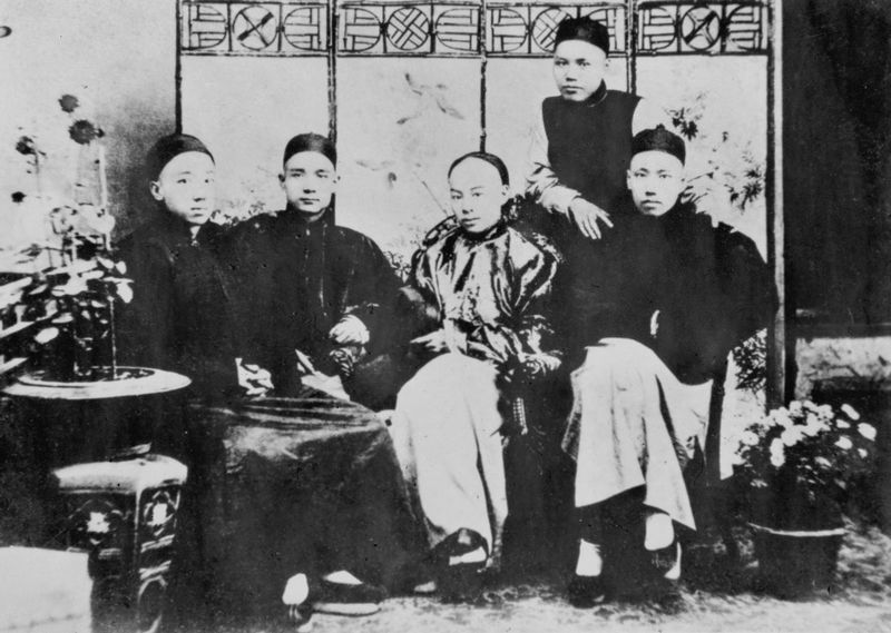 Sun graduated as a medical doctor from the Hong Kong College of Medicine for Chinese, the forerunner of the University of Hong Kong, in 1892. From left to right: Yang Heling,Sun Yat-sen,Chen Shaobai,Guan Xinyan and You Lie.