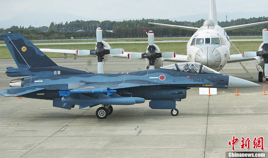 Two Plane at the Japan Air Self Defense Force air parade in Ibaraki Prefecture Barry base 