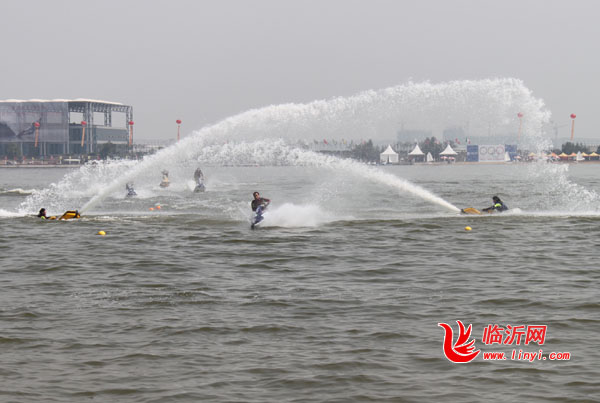 Water Ski World Cup kicks off in Shandong