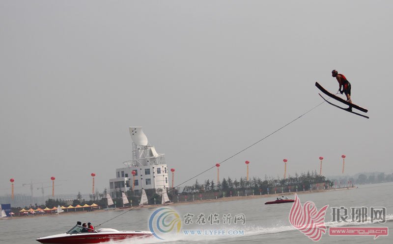 Water Ski World Cup kicks off in Shandong