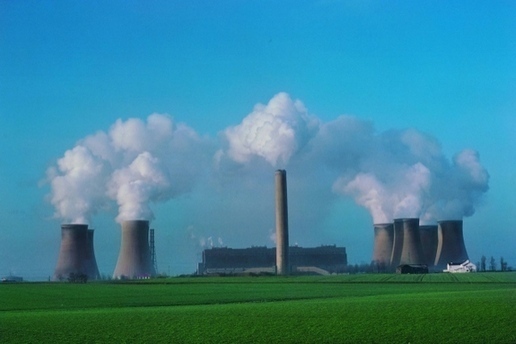 According to the IEA, the increase of CO2 emission in emerging countries is mostly due to their coal-dominated or fossil-fuel-dominated energy mix, which is hard to see changes in short term. [File photo] 