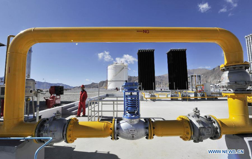 Photo taken on Oct. 26, 2011 shows the first natural gas supply station in Lhasa, capital of southwest China's Tibet Autonomous Region. China National Petroleum Company (CNPC), China's largest oil and gas producer, has put the first natural gas supply station into operation here Wednesday. The station with the other two under-construction ones are expected to annually supply 30 million cubic meters of natural gas. 