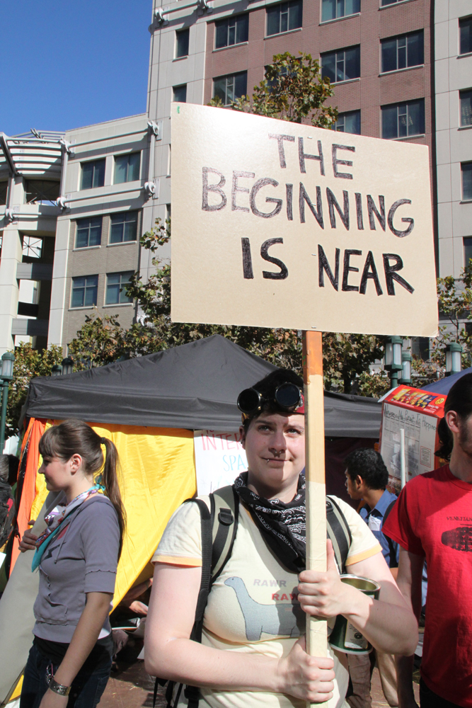 People from all walks of life are occupying Oakland, California on November 2 in response to the call for a general strike. [Leila Li/China.org.cn]