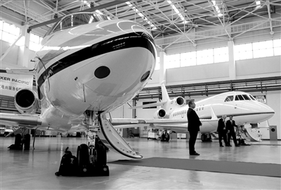 Business jets were maintained in Shanghai Hongqiao International Airport