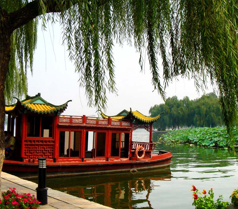 Daming Lake in Jinan, Shandong