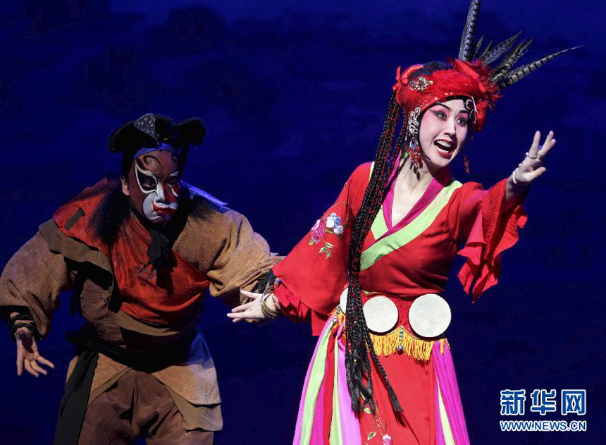 Photo taken on Nov. 13, 2011 shows a scene of the Peking Opera 'Notre Dame' at the Luojiashan Theater in Wuhan, capital of central China's Hubei Province. 