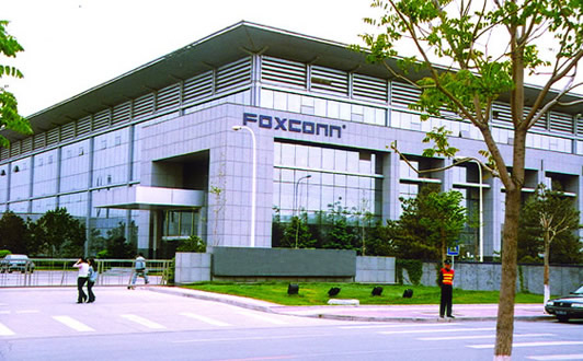 Foxconn, the world's largest maker of computer components,assembles products for Apple,Sony and Nokia, currently employs 1.2 million people, with about 1 million of them based on the Chinese mainland.[File photo]