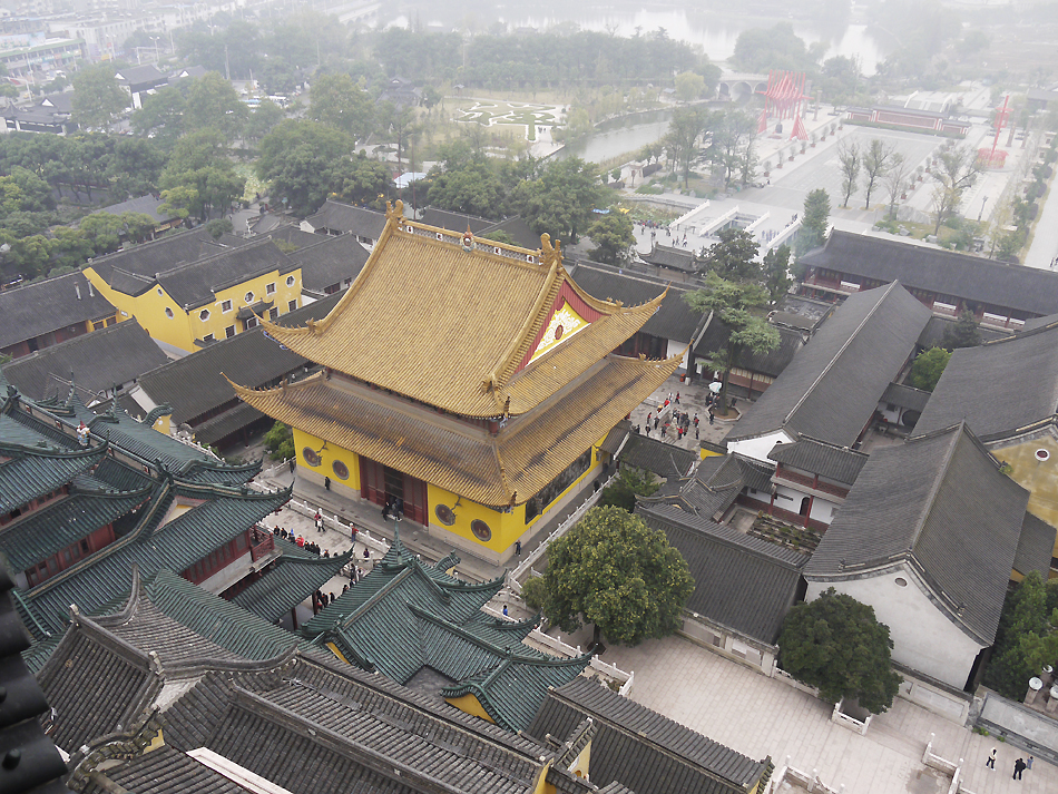 A view of Jinshan Park in Zhenjiang, Jiangsu Province, where locates Jinshan Temple, also known as Golden Hill Temple. Being built 1,600 years ago, the temple became well known due to the Emperor Kangxi's visits during Qing Dynasty and was involved in numerous popular folk legends in the Chinese history. It has become a symbol of the city. [Photo by Xu Lin / China.org.cn]