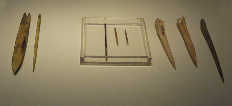 Bone Shuttles, Dawenkou Culture (c. 4200-2500 BC), unearthed at Dawenkou, Tai'an, Shandong Province, 1959. Bone Needles and Awls, Yangshao Culture (c. 5000-3000 BC), unearthed at Banpo, Xi'an, Shaanxi Province, 1955. It is exhibited in the section of Life and Production in Neolithic China, an exhibition of Ancient China in the National Museum of China.[Photo by Xu Lin / China.org.cn]