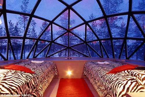 Comforts: While the igloos are based on the traditional Eskimo homes they offer some luxuries such as full central heating and washing facilities.