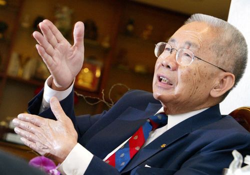 Fong Yun Wah, one of the 'Top 40 richest people in Hong Kong 2012'.