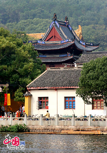 Putuo Mountain,one of the 'Top 10 temples for Spring Festival prayers' by China.org.cn.