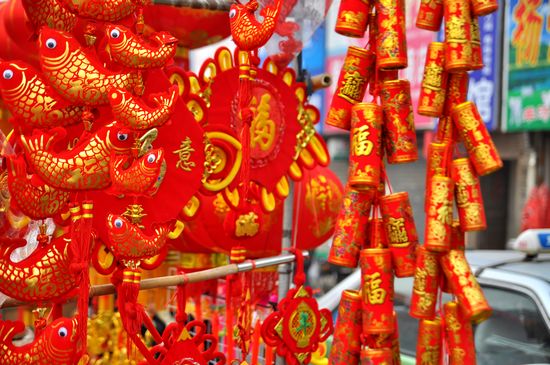Spring Festival atmosphere spreads all over Qingdao