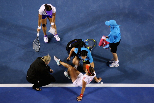 At the Australian Open in Melbourne on Jan. 20, 2012, Li Na was leading 2-0 in the first set and on her serve in the third game when 26th-seeded Spaniard Anabel Medina Garrigues sprained her ankle after returning a ball. Li Na made into the fourth round. 