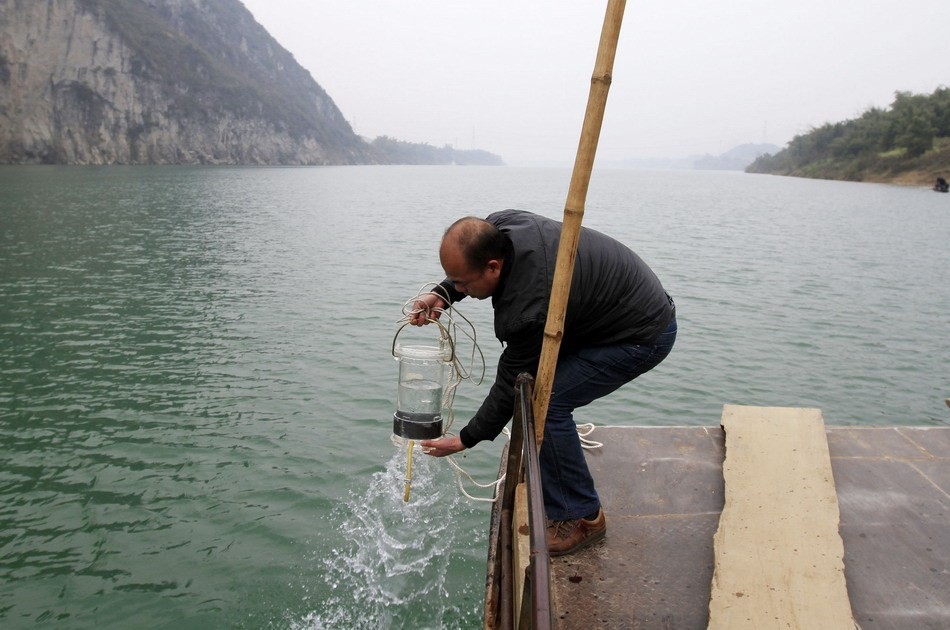 A spill of toxic cadmium was detected in Liujiang River last Thursday, 11 days after the Jinhe Mining Co Ltd discharged industrial waste into the Longjiang River, a tributary upstream of the Liujiang River.