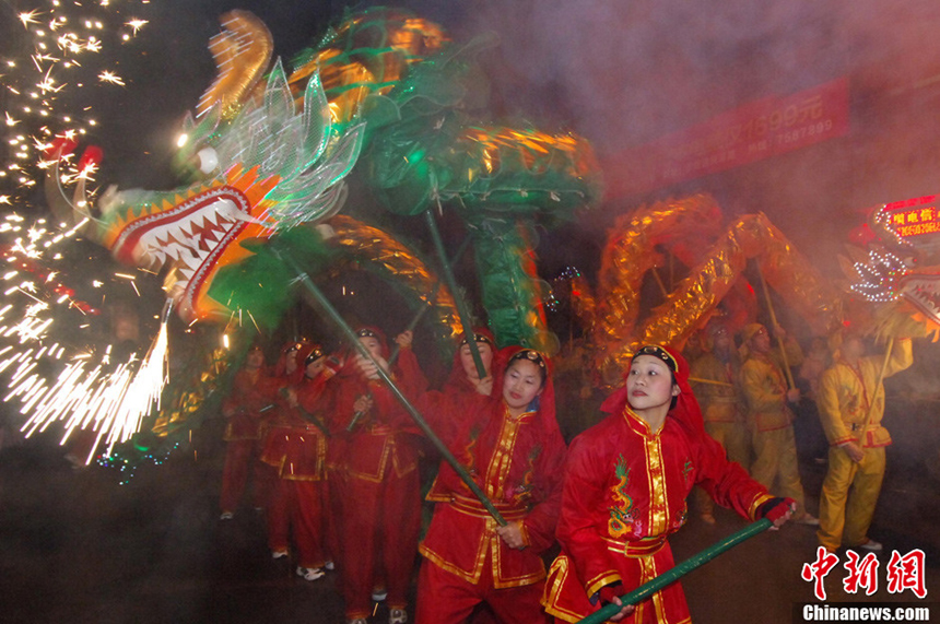 People celebrate the Lantern Festival in Fuding, Fujian Province. Monday, the fifteenth day of the first lunar month, is China's traditional Lantern Festival. And the festive atmosphere builds across the country.