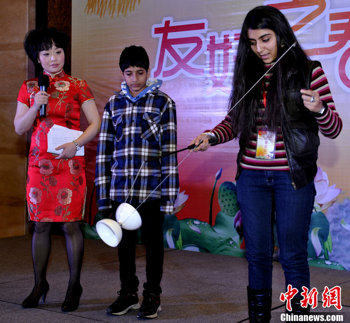 People celebrate the Lantern Festival in Chengdu, Sichuan Province. Monday, the fifteenth day of the first lunar month, is China's traditional Lantern Festival. And the festive atmosphere builds across the country. 