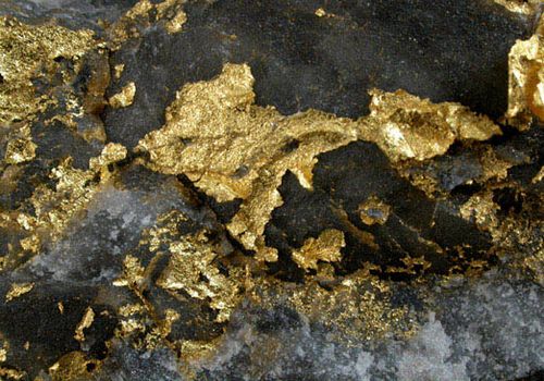 Canada, one of the 'Top 10 gold-producing countries in 2011' by China.org.cn.