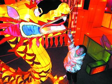 Lantern Festival celebrated in Qingdao