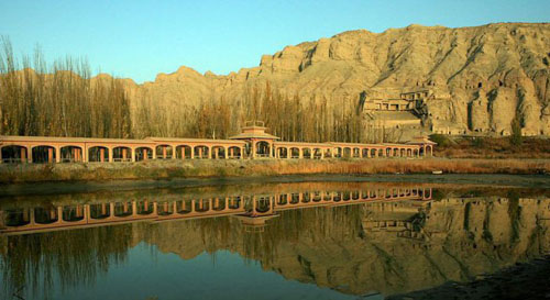 Lanzhou--Dunhuang,one of the &apos;Top 10 best cycling routes in China&apos; by China.org.cn.