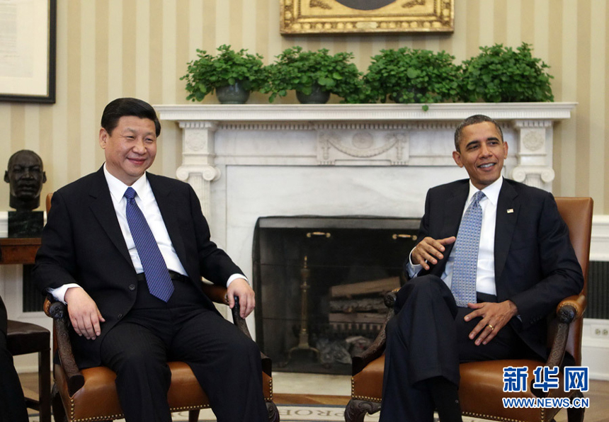 China&apos;s Vice President Xi Jinping (L) meets with US President Barack Obama at the White House in Washington, February 14, 2012.