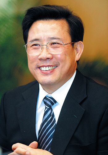 Liang Wengen, one of the &apos;Top 10 biggest losers of wealth in China 2011&apos; by China.org.cn.