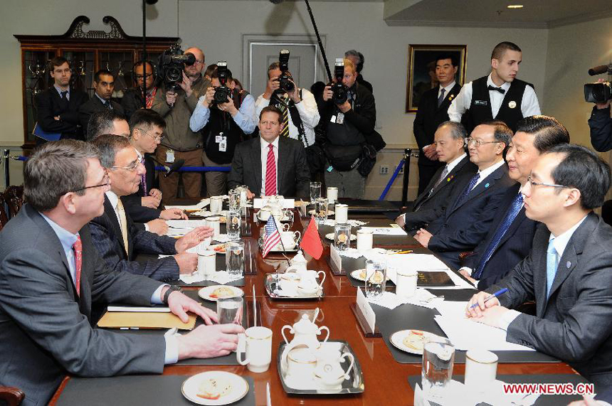 Chinese Vice President Xi Jinping (2nd R) meets with U.S. Secretary of Defense Leon E. Panetta at the Pentagon in Washington, the United States, Feb. 14, 2012. 