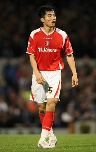 Zheng Zhi,one of the 'Top 10 highest-earning Chinese athletes of 2011' by China.org.cn.