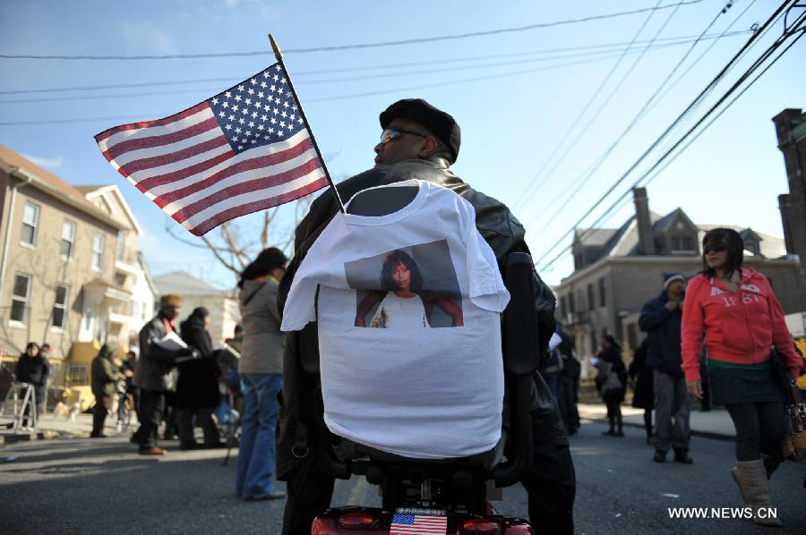 Fans mourn Whitney Houston near New Jersey funeral